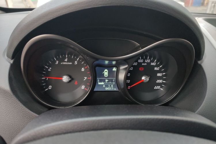 海马S5 2015款 1.6L 手动舒适型局部细节14