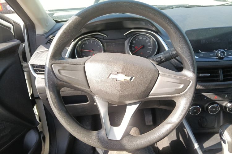 雪佛兰 科沃兹 2020款 325T 自动欣悦版中控内饰13