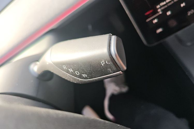 特斯拉 Model Y 2024款 后轮驱动版中控内饰18