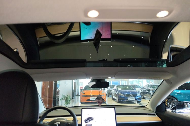 特斯拉 Model 3 2020款 标准续航后驱升级版中控内饰22