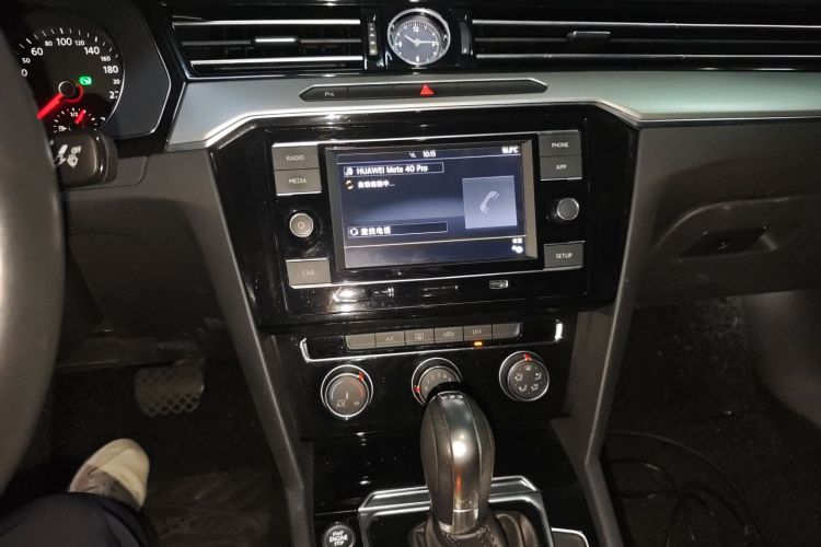 大众 迈腾 2018款 330TSI DSG 领先型中控内饰16