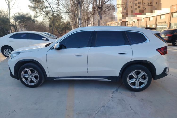 宝马X1 2023款 sDrive20Li X设计套装车身外观4