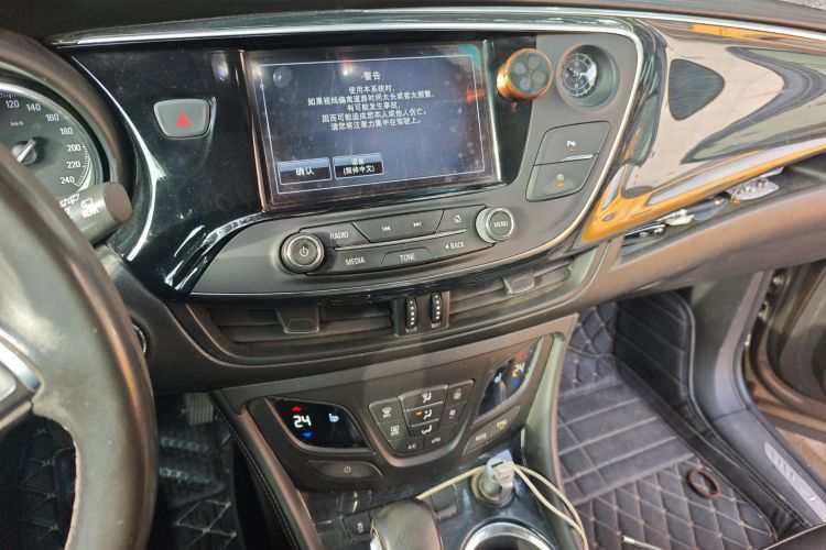 别克 昂科威 2015款 20T 两驱精英型中控内饰16