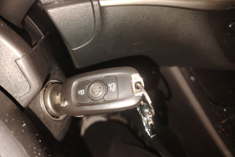 别克 威朗 2020款 20T CVT领先型中控内饰11