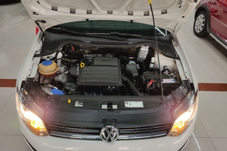 大众 Polo 2018款 1.5L 自动安驾型机舱底盘24