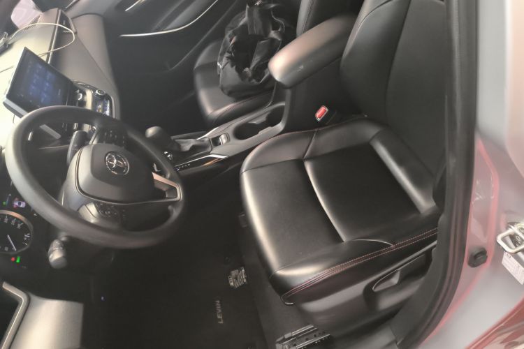 丰田 雷凌 2021款 双擎 1.8H E-CVT豪华版局部细节19