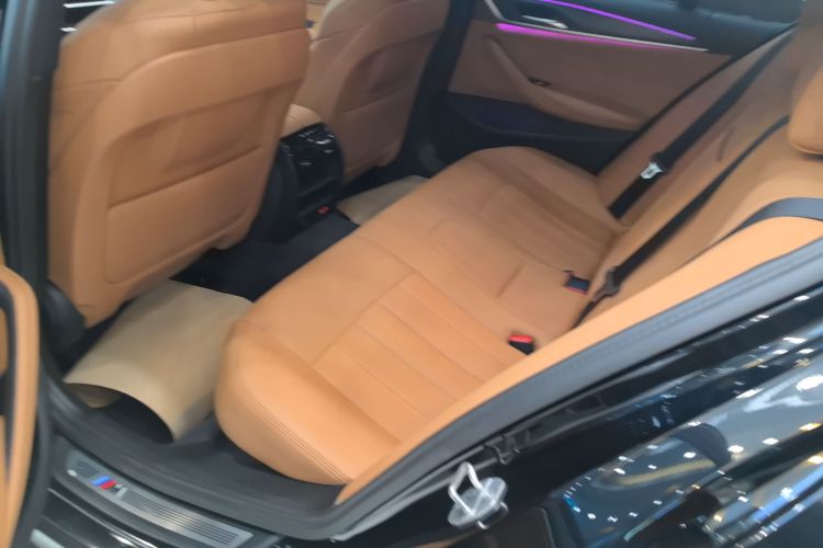 宝马5系(进口) 2022款 改款二 525i M运动套装中控内饰21