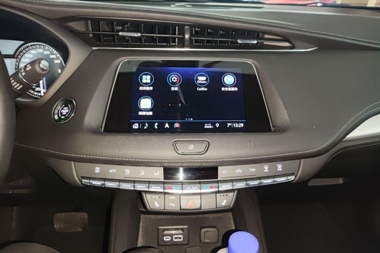 凯迪拉克XT4 2018款 28T 两驱领先型局部细节16