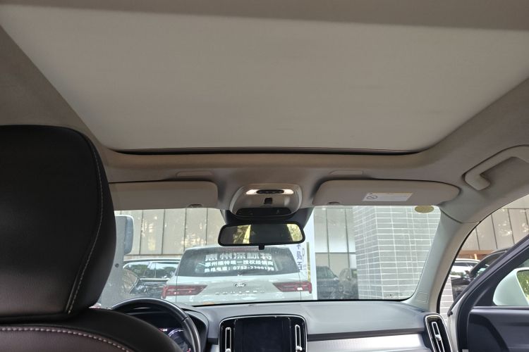 沃尔沃XC40 2020款 T3 智行时尚版中控内饰22