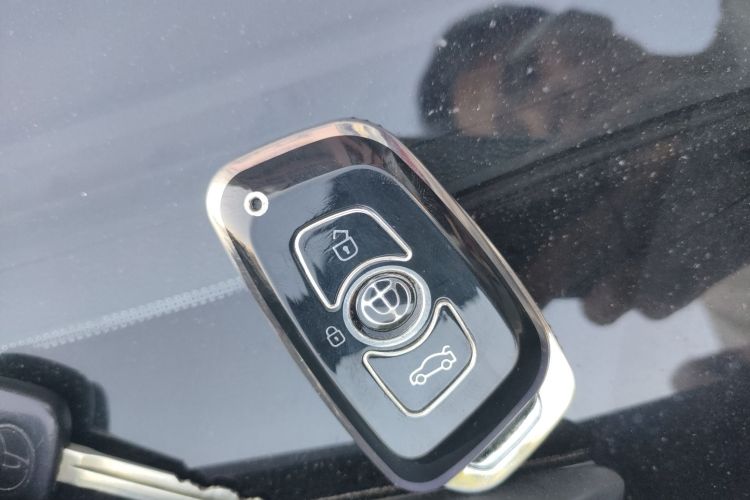 中华V3 2017款 1.5L 手动智能型中控内饰7001