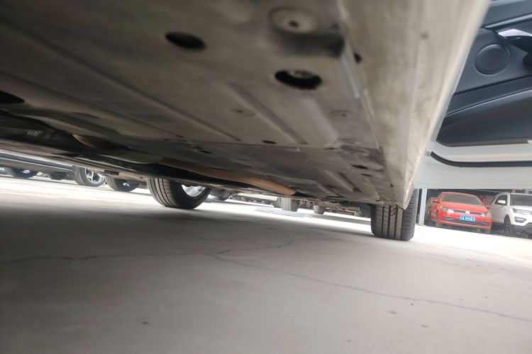 宝马3系GT 2018款 320i 时尚型局部细节9001