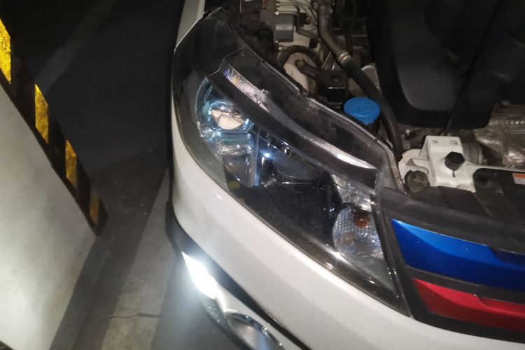 铃木 维特拉 2016款 1.4T 自动四驱旗舰型车身外观8