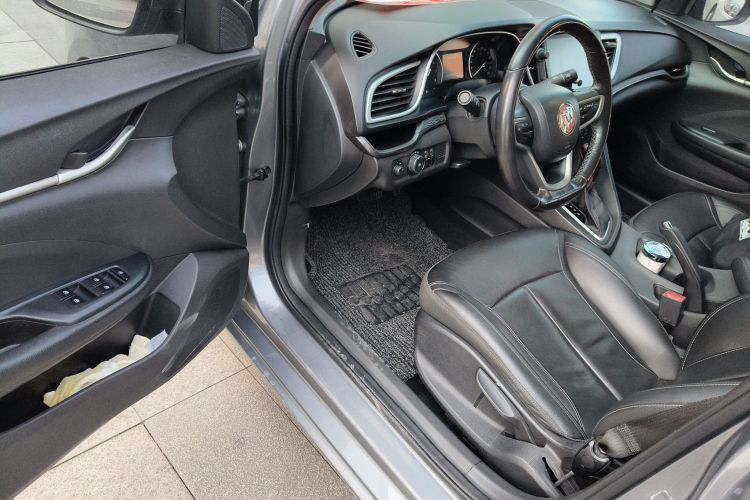 别克 英朗 2018款 18T 自动精英型中控内饰20