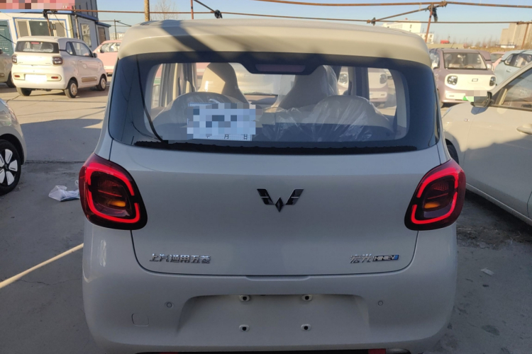 五菱汽车 宏光MINIEV 2025款 四门版 进阶款车身外观6