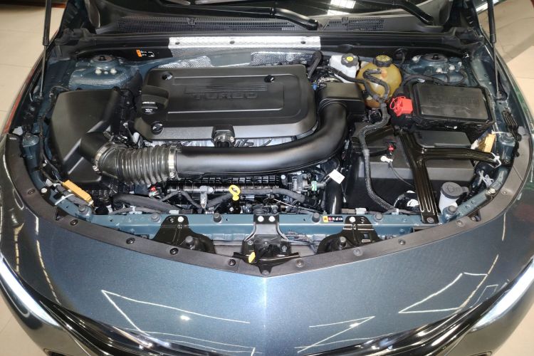 雪佛兰 迈锐宝XL 2021款 Redline 550T 自动锐动版机舱底盘24