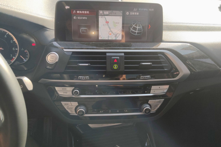 宝马X3 2018款 xDrive30i 领先型 M运动套装 国VI中控内饰16