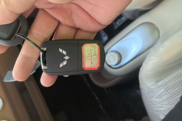 五菱汽车 宏光MINIEV 2025款 四门版 进阶款中控内饰11