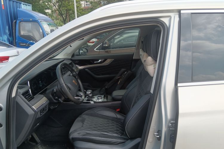 红旗HS5 2019款 2.0T 智联旗享四驱版局部细节19