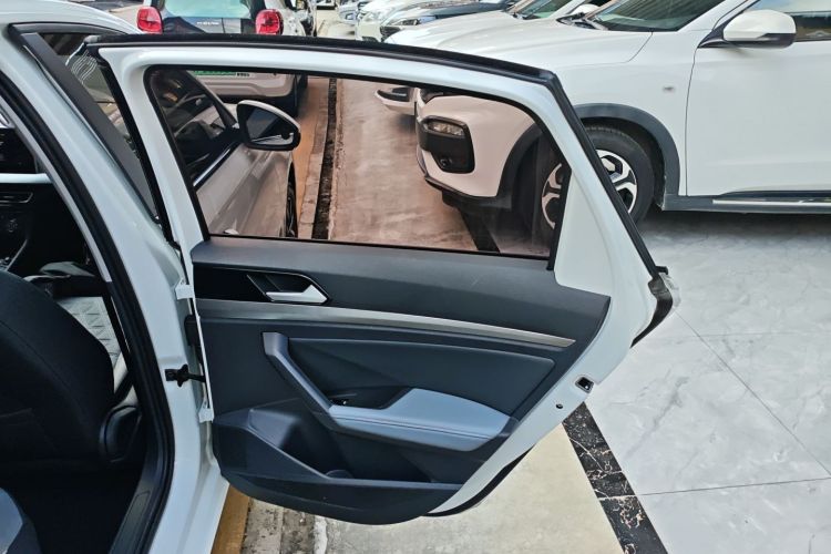 大众 朗逸 2023款 280TSI DSG满逸版中控内饰7006