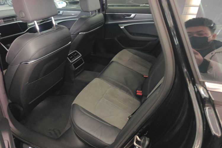 奥迪A6L新能源 2020款 55 TFSI e quattro中控内饰21