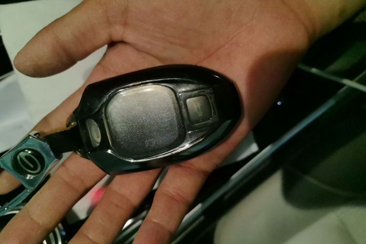 广汽传祺 传祺M8 2021款 大师系列 390T 尊贵版中控内饰11