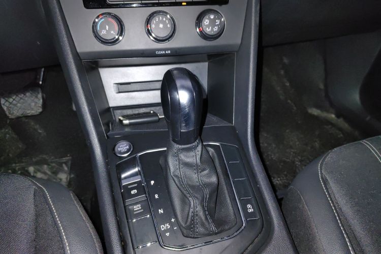 大众 途观L 2023款 330TSI 自动两驱舒享版局部细节18