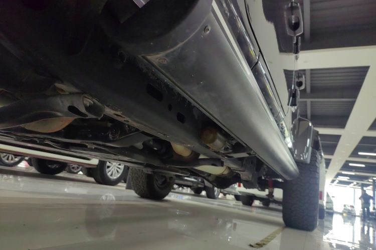 Jeep 角斗士 2022款 3.6L 先行版局部细节9002