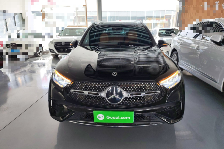 奔驰GLC 2023款 GLC 300 L 4MATIC 动感型 7座车身外观2