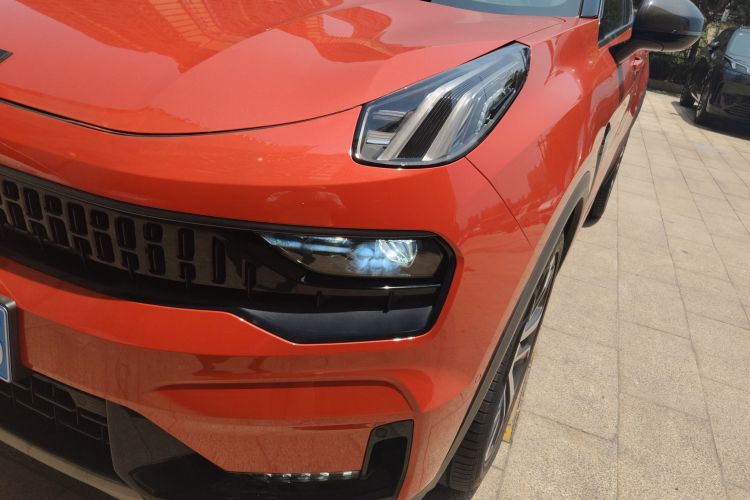 领克05 2020款 2.0TD 四驱劲Halo车身外观36