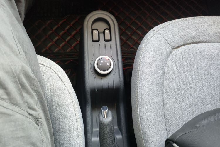 五菱汽车 宏光MINIEV 2021款 马卡龙臻享款 三元锂中控内饰18