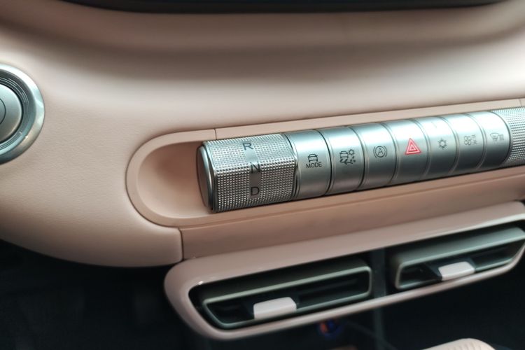 比亚迪 海鸥 2025款 305km 自由版中控内饰18