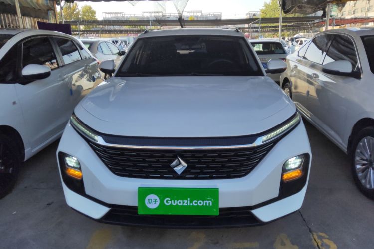 宝骏RC-5 2020款 RC-5W 1.5T CVT智耀豪华型车身外观6001