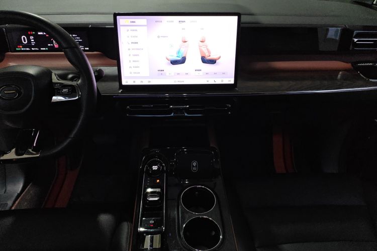 广汽传祺 传祺E8新能源 2024款 150km 龙腾光辉+局部细节16