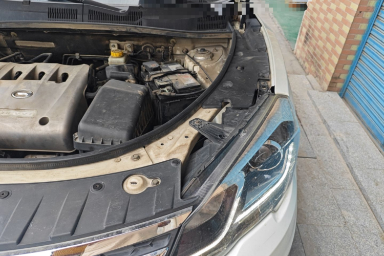 广汽传祺 传祺GS5 Super 2015款 2.0L 自动两驱豪华导航版局部细节9007