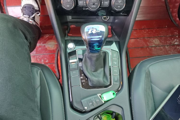 大众 途观L 2020款 330TSI 自动两驱智动豪华版 国VI局部细节18