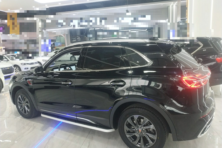 红旗HS5 2025款 2.0T 两驱旗享Pro版车身外观6003