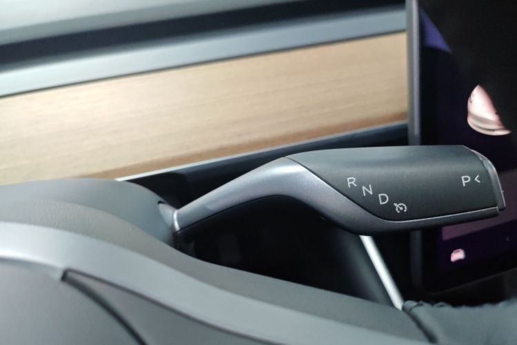 特斯拉 Model 3(进口) 2019款 长续航全轮驱动版中控内饰18