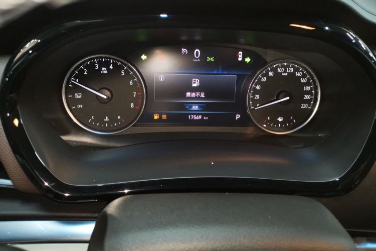 别克GL8 2021款 陆上公务舱 652T 豪华型中控内饰14