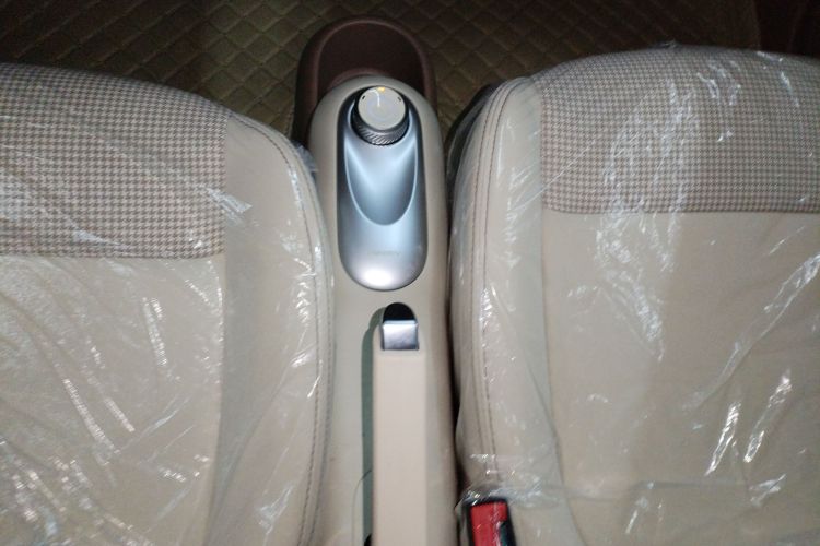 五菱汽车 宏光MINIEV 2025款 四门版 进阶款中控内饰18