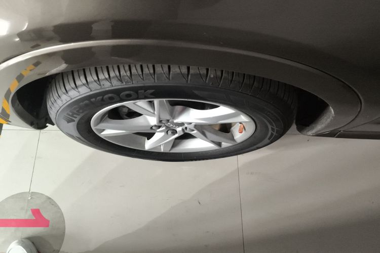 奥迪Q3 2018款 30周年年型 30 TFSI 时尚型车身外观6001