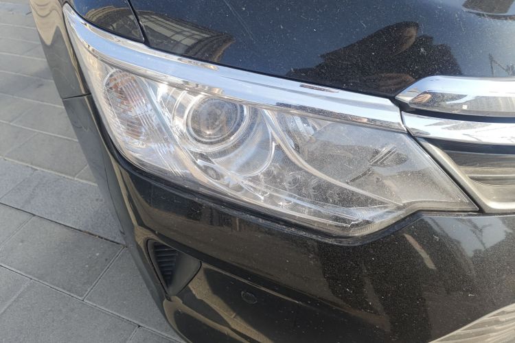 丰田 凯美瑞 2015款 2.0G 领先版车身外观8