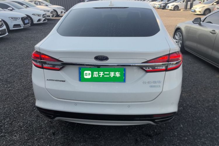 福特 蒙迪欧 2017款 改款 EcoBoost 180 豪华型车身外观6