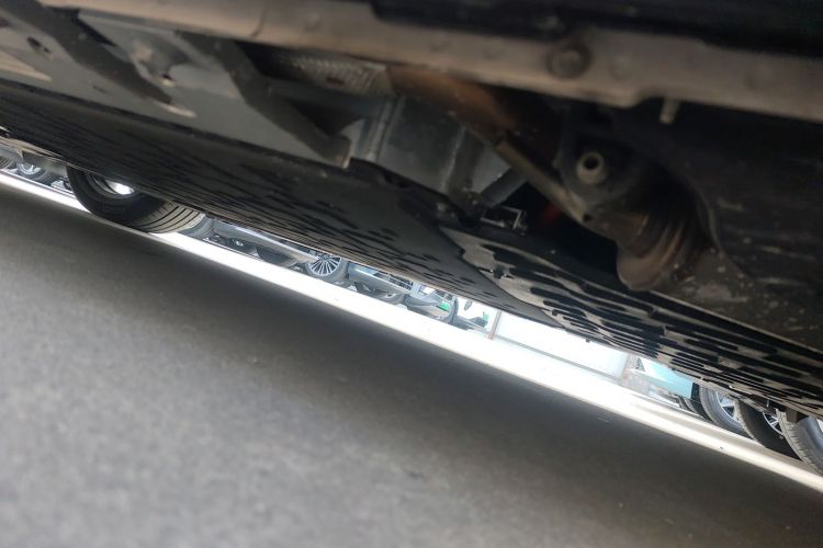 鸿蒙智行 智界R7 2025款 增程 251km Max局部细节9003