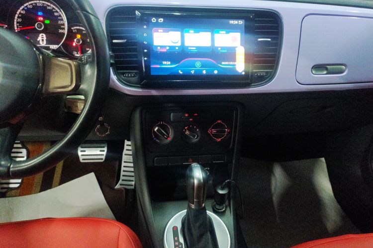 大众 甲壳虫 2015款 180TSI中控内饰16