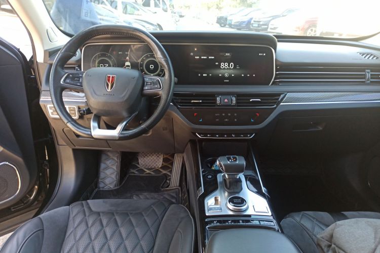 红旗HS5 2019款 2.0T 智联旗领四驱版中控内饰12