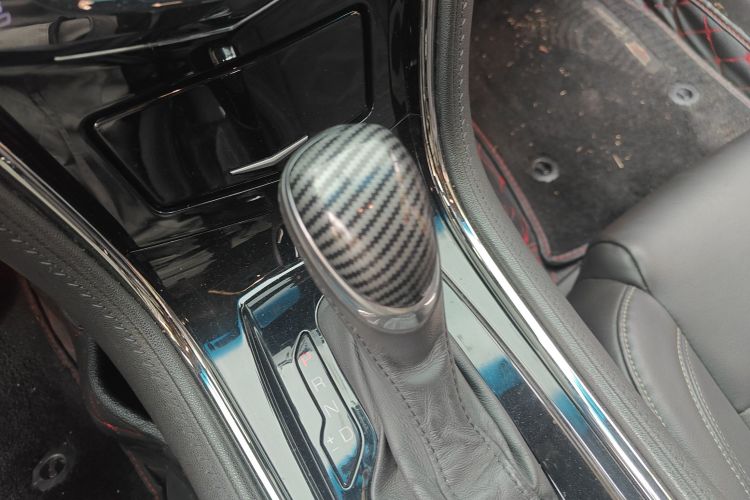 凯迪拉克ATS-L 2017款 28T 技术型中控内饰18