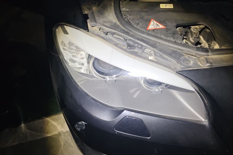 宝马5系 2013款 525Li 豪华型车身外观6006