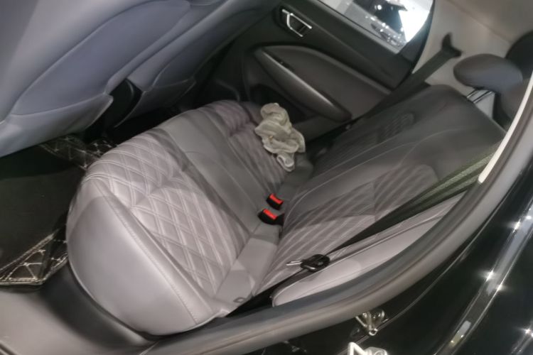 零跑汽车 零跑T03 2021款 400舒享版中控内饰21