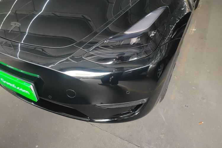 特斯拉 Model Y 2023款 高性能全轮驱动版局部细节36