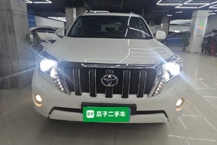丰田 普拉多 2015款 2.7L 自动标准版车身外观2